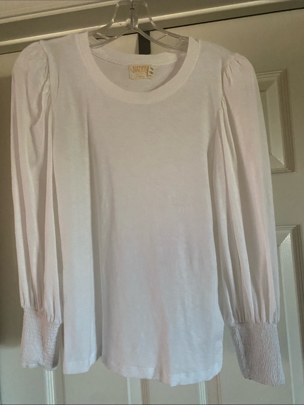 Nation puff sleeve tee